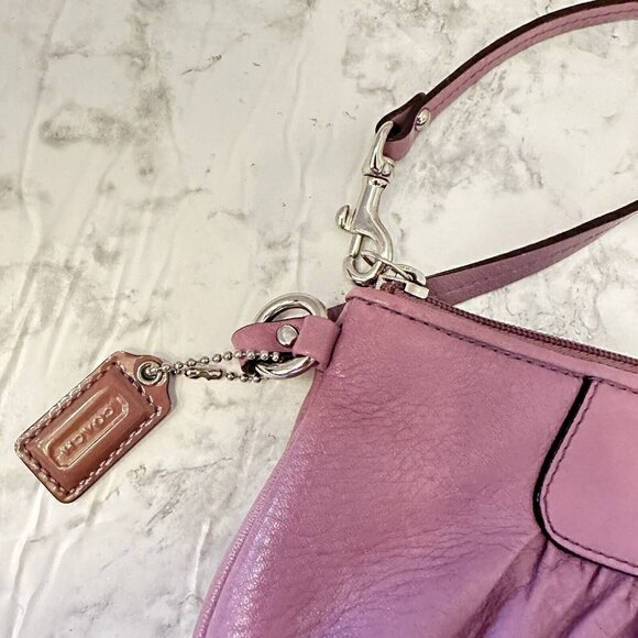 COACH MADISON GLAZED LEATHER WRISTLET LAVENDER‎ D0973-41978 - Picture 8 of 9